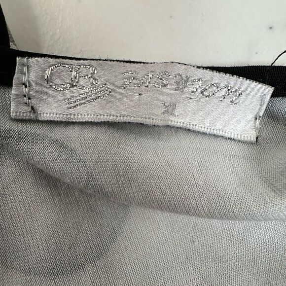 EUC CR Women’s Colorful Studded Butterfly Tank Top Shark Hem Line - Size XL - Picture 6 of 9